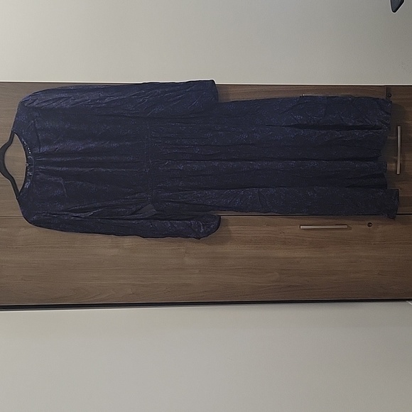 GAP Women’s LENZING ECOVERO Cutout Floral Blue/Black Midi Dress NWT-Size XL - Picture 5 of 17